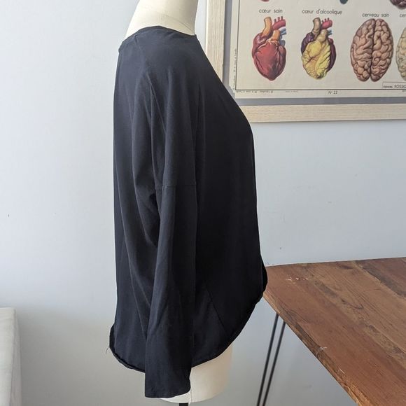 Betty basicsĀ oversized tieāfront top 10 - Picture 6 of 8